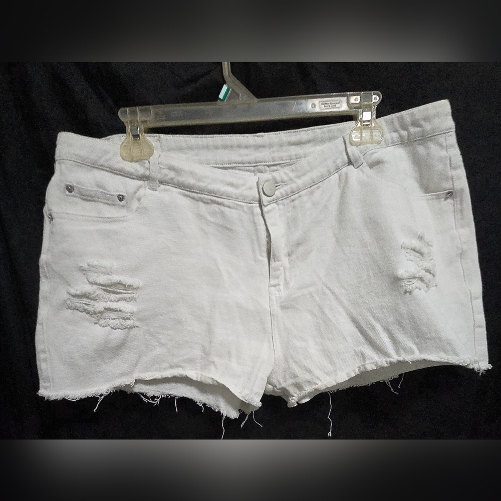 Stylish White Distressed Jean Shorts